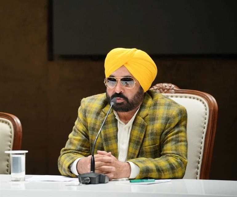 भाजपा अपने राजनीतिक विरोधियों को खत्म करने के लिए परिसीमन का इस्तेमाल कर रही : भगवंत मान भाजपा अपने राजनीतिक विरोधियों को खत्म करने के लिए परिसीमन का इस्तेमाल कर रही : भगवंत मान